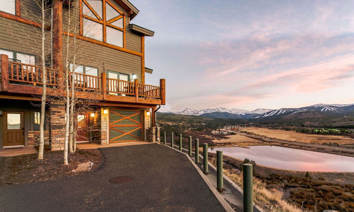 Photo of Outdoor in Fraser