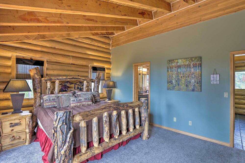 Photo of Bedroom in Quandary Village