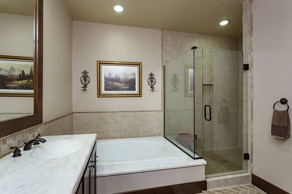 Photo of Bathroom in Purgatory