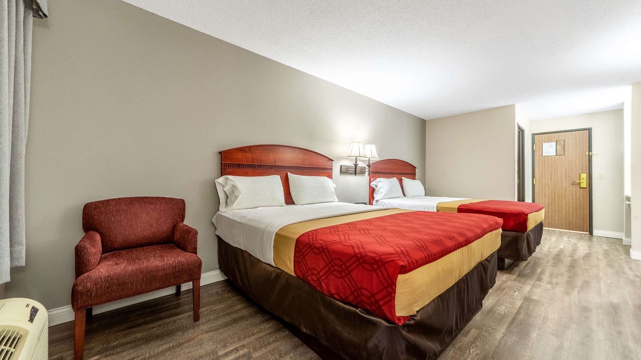 Photo of Bedroom in West Lincoln