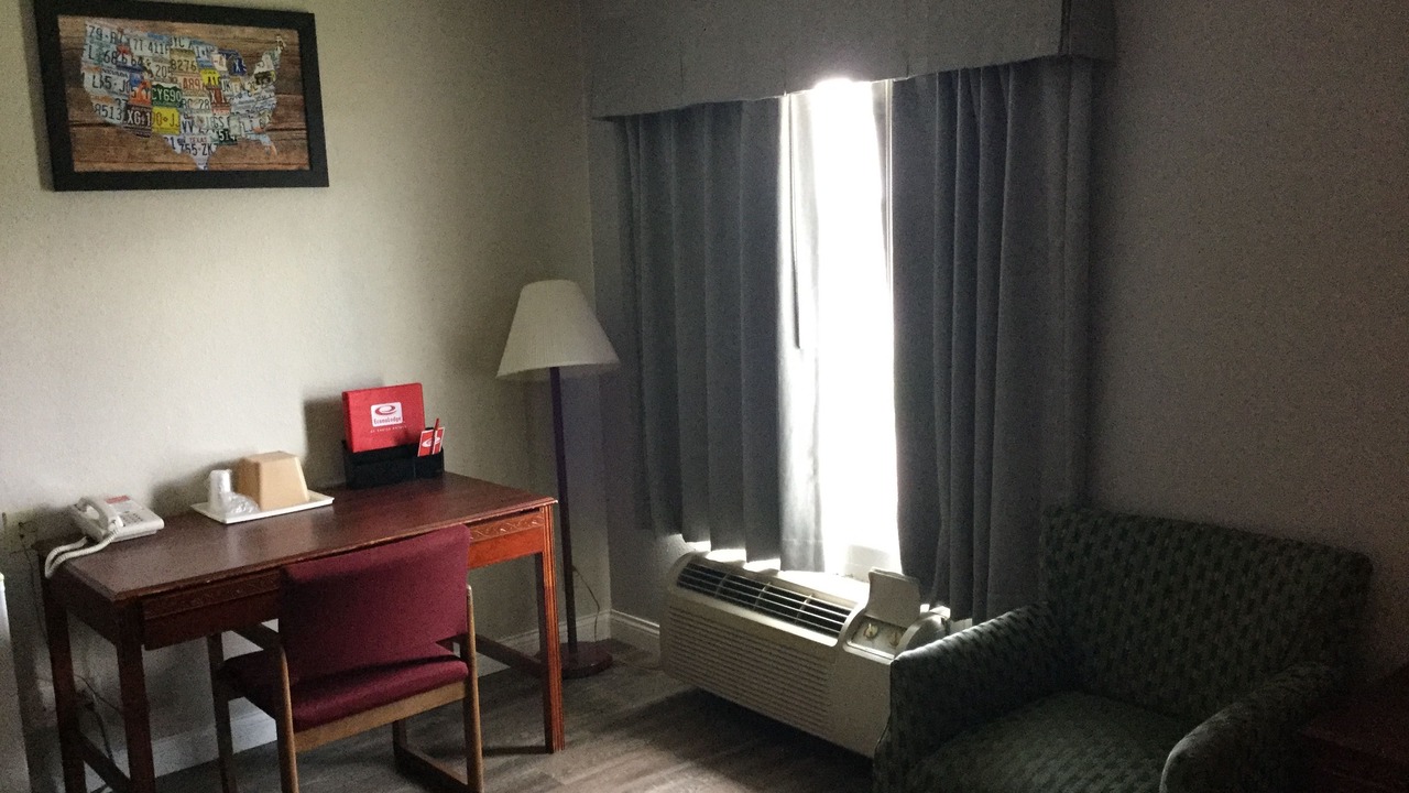 Photo of Bedroom in West Lincoln