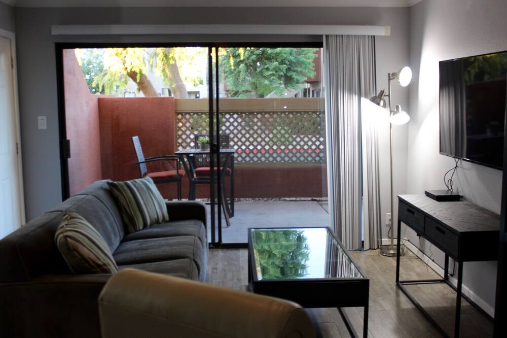 Photo of Patio Balcony in Peaceful Valley