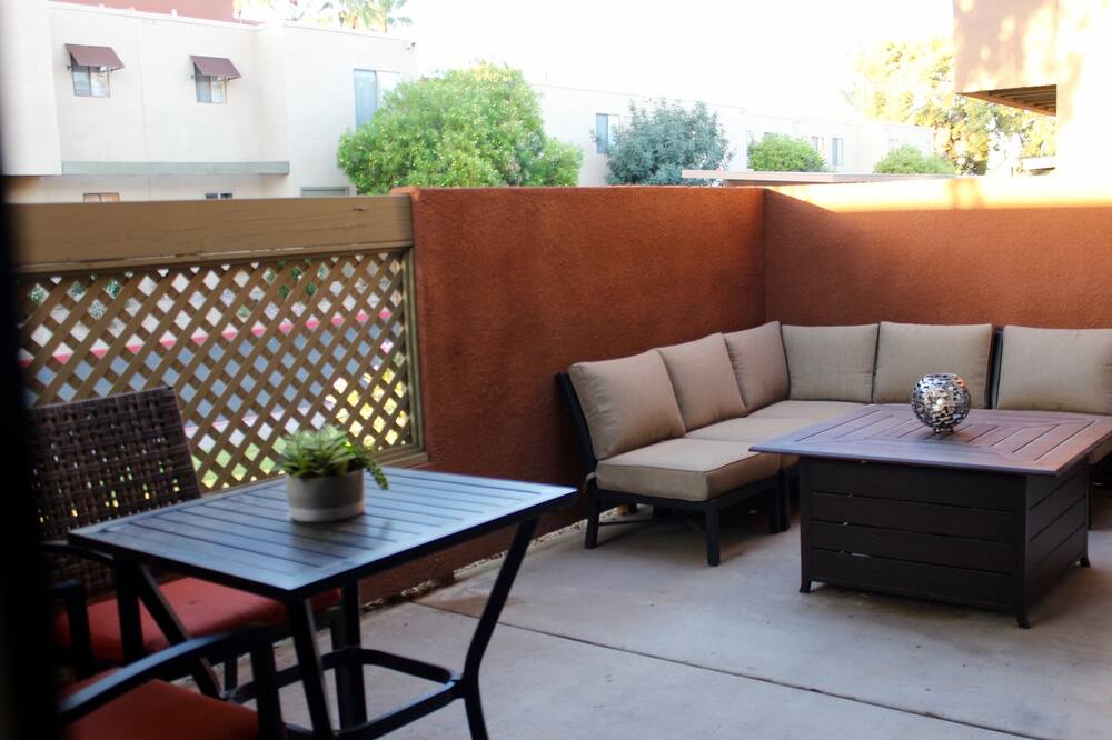 Photo of Patio Balcony in Peaceful Valley