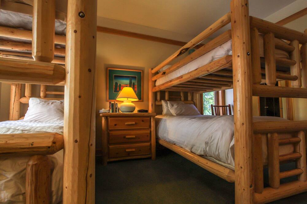 Photo of Bedroom in Mountain House