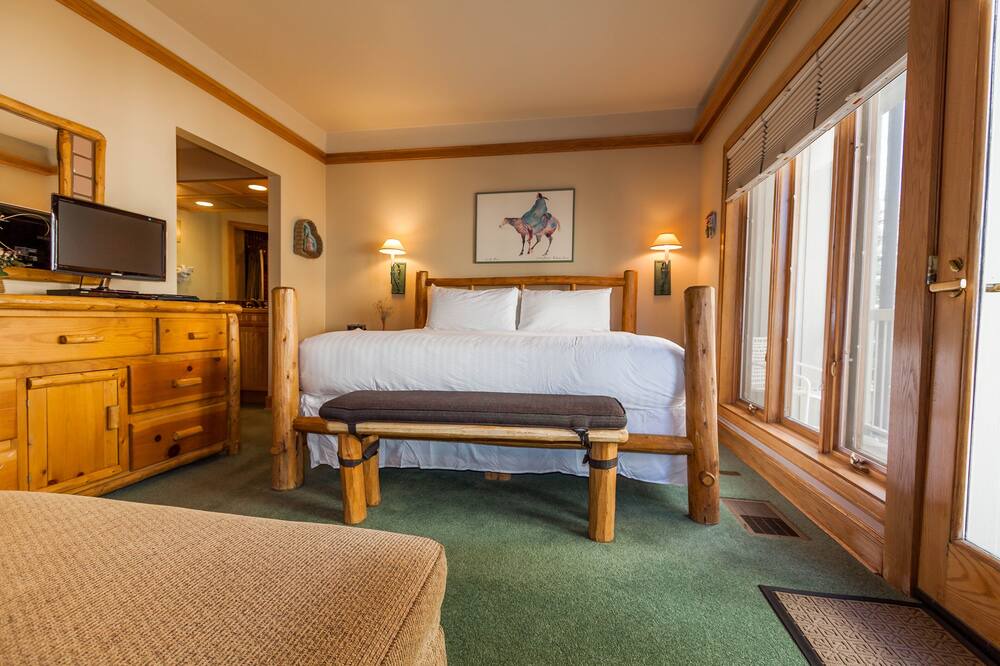Photo of Bedroom in Mountain House