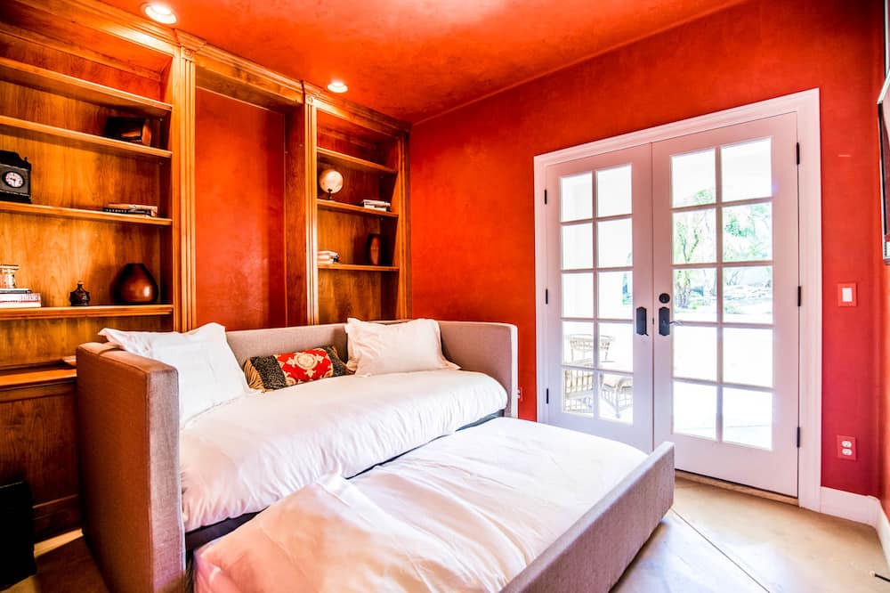 Photo of Bedroom in Hummingbird Vista