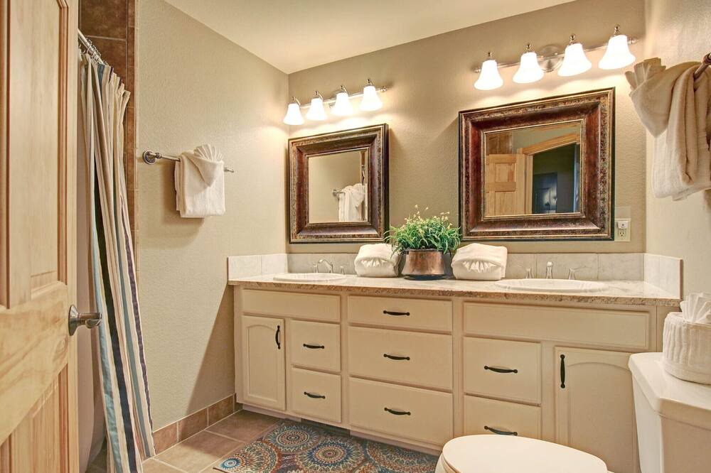 Photo of Bathroom in Estes Park