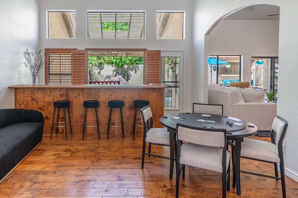 Photo of Livingroom in Paradise Park Vista