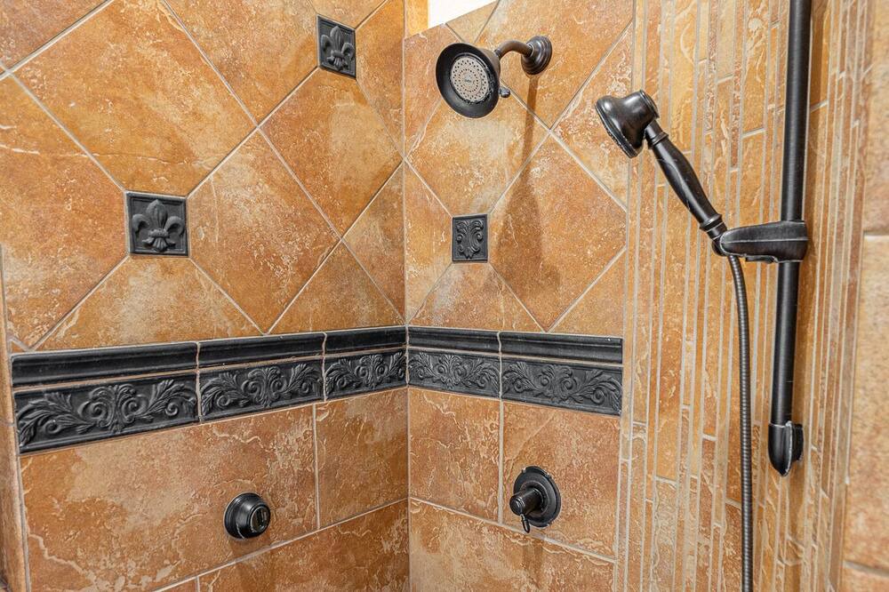 Photo of Bathroom in Paradise Park Vista