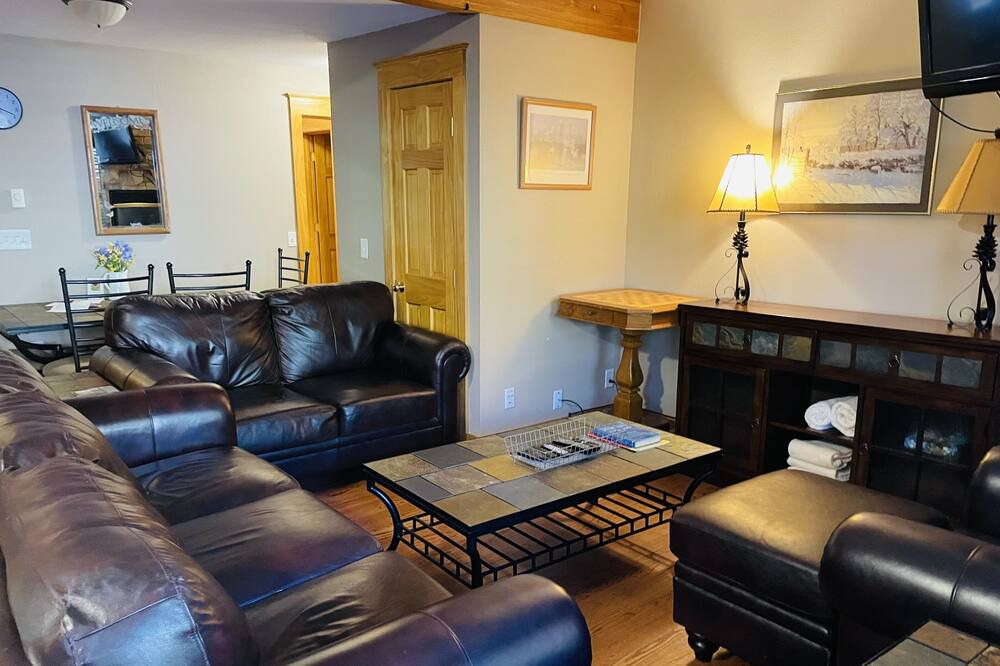 Photo of Livingroom in Estes Park