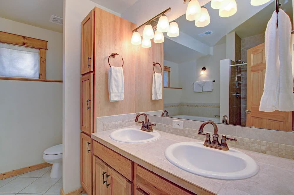 Photo of Bathroom in Estes Park