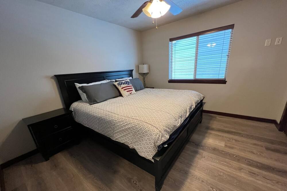 Photo of Bedroom in Spirit Lake