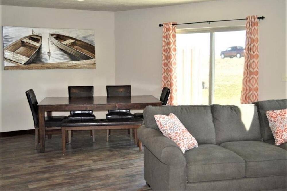 Photo of Livingroom in Spirit Lake