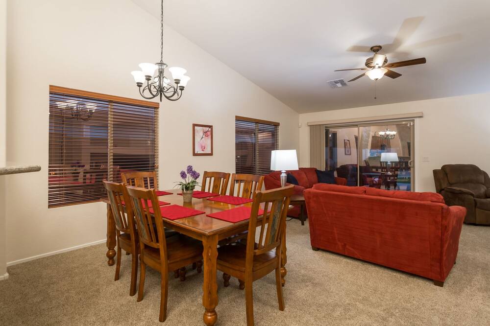 Photo of Livingroom in Starlight Trail