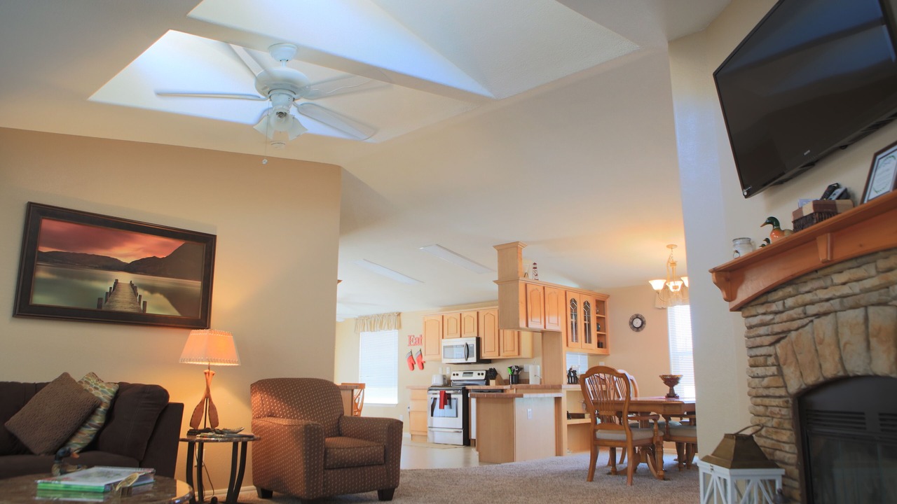 Photo of Livingroom in Parker Strip