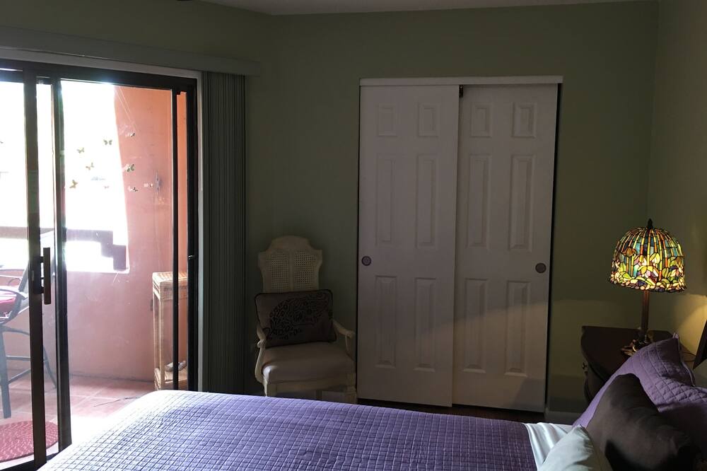 Photo of Others in Paradise Valley Village