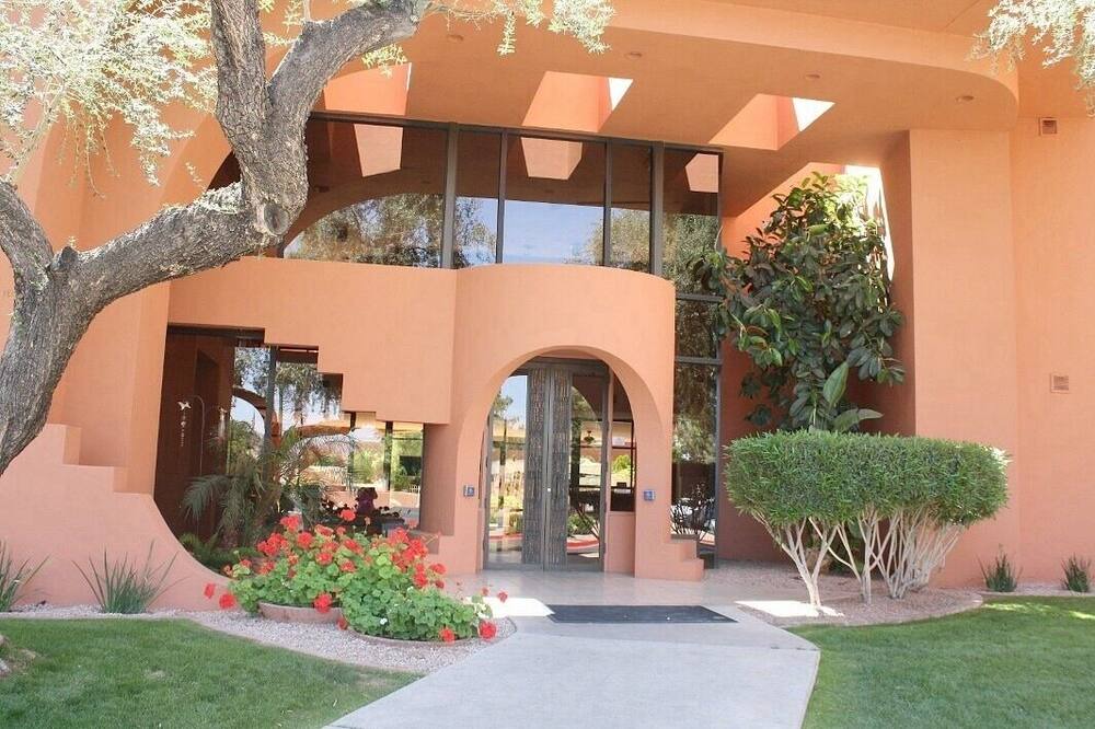 Photo of Outdoor in Paradise Valley Village