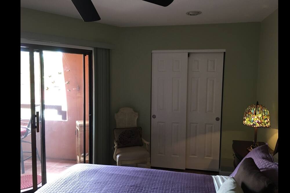 Photo of Others in Paradise Valley Village