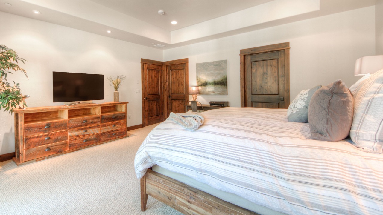 Photo of Bedroom in Big Sky