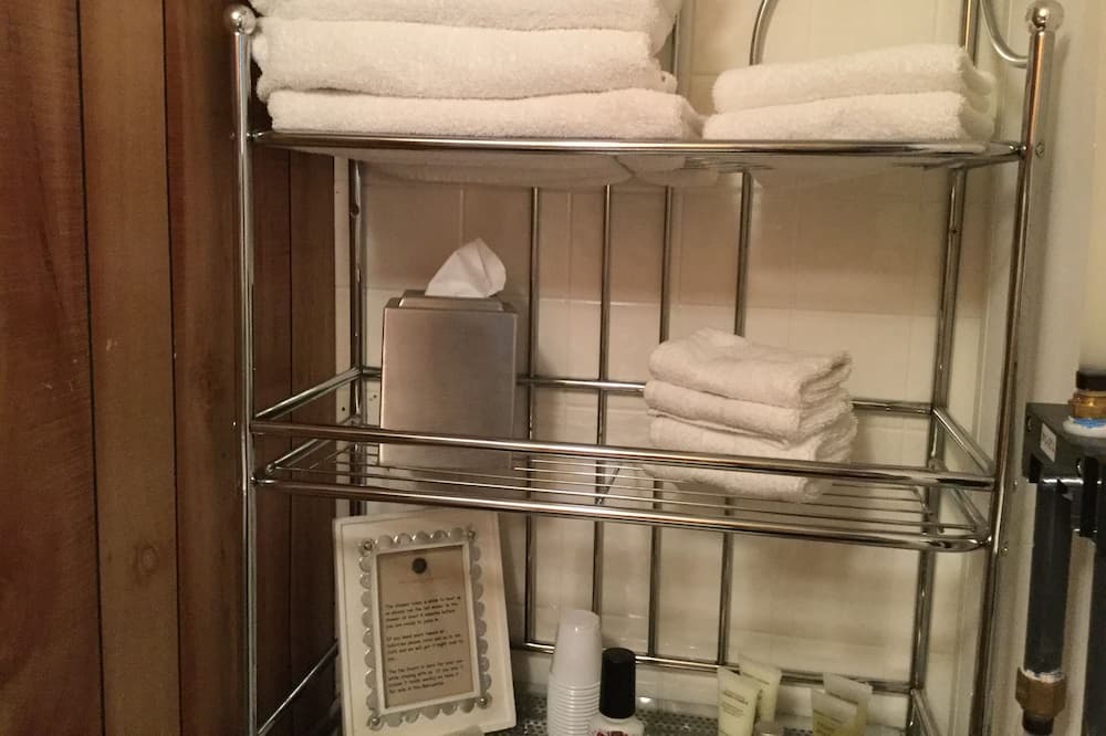 Photo of Bathroom in Gallatin Gateway