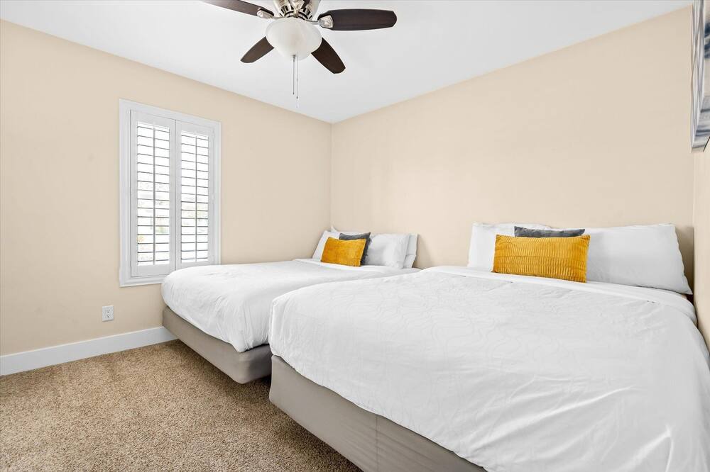 Photo of Others in Raskin Estates