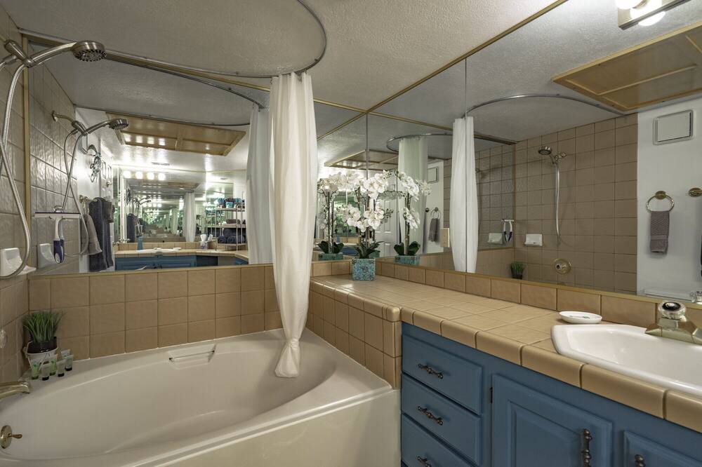 Photo of Bathroom in St. George