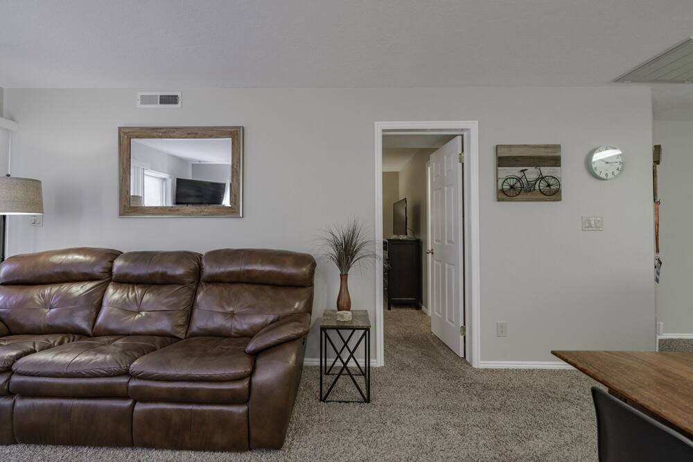 Photo of Livingroom in St. George