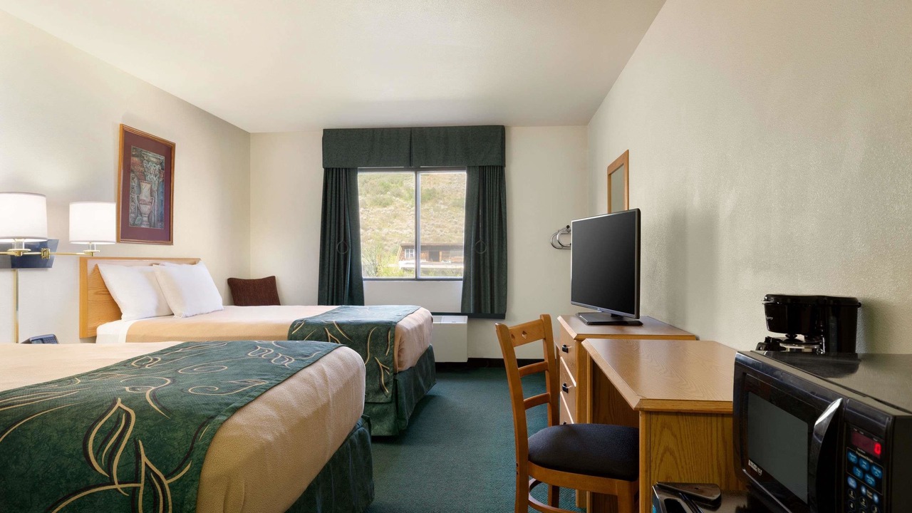 Photo of Livingroom in Yampa