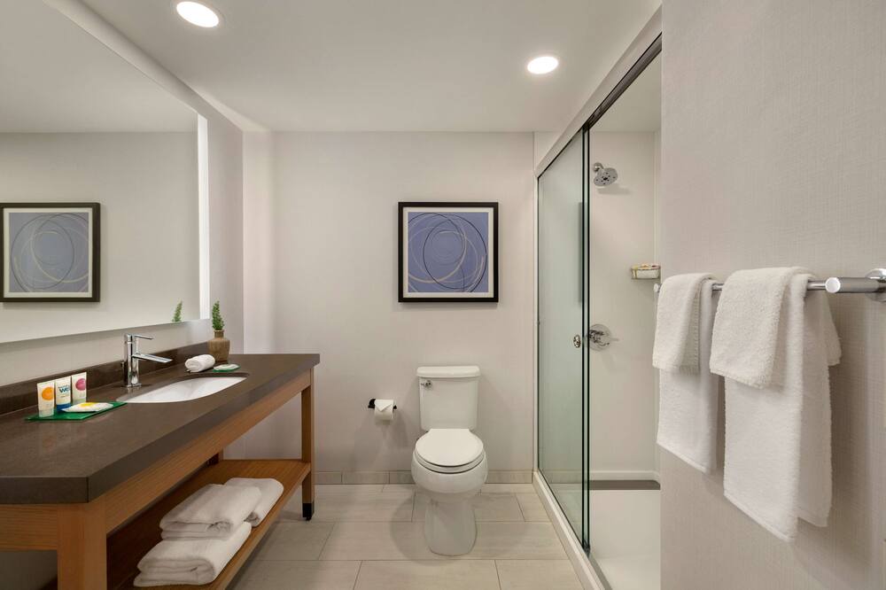 Photo of Bathroom in El Rio Acres