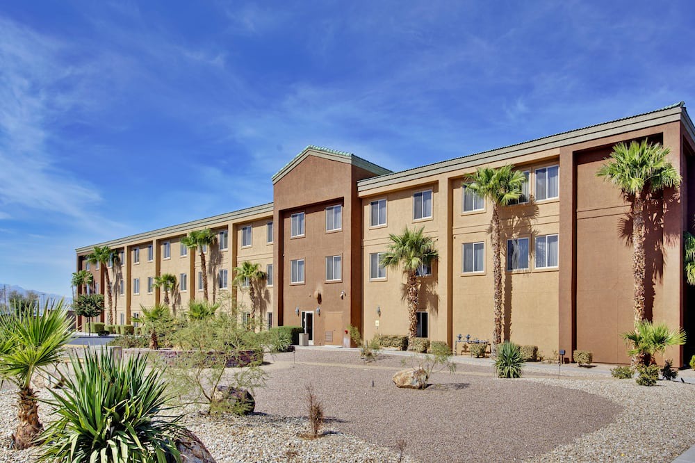 Photo of Outdoor in Sunrise Manor