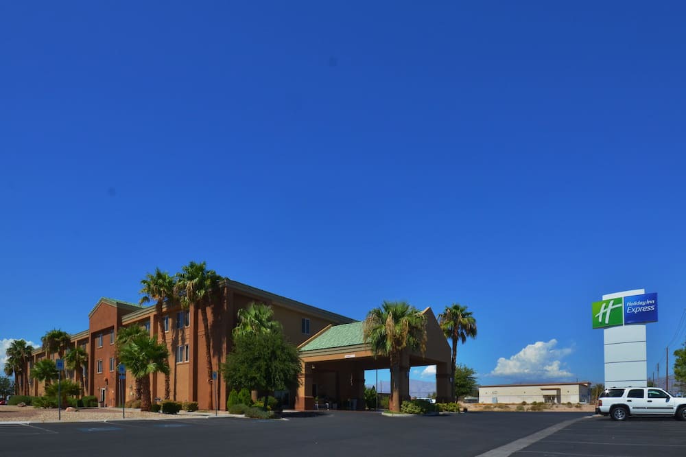 Photo of Outdoor in Sunrise Manor