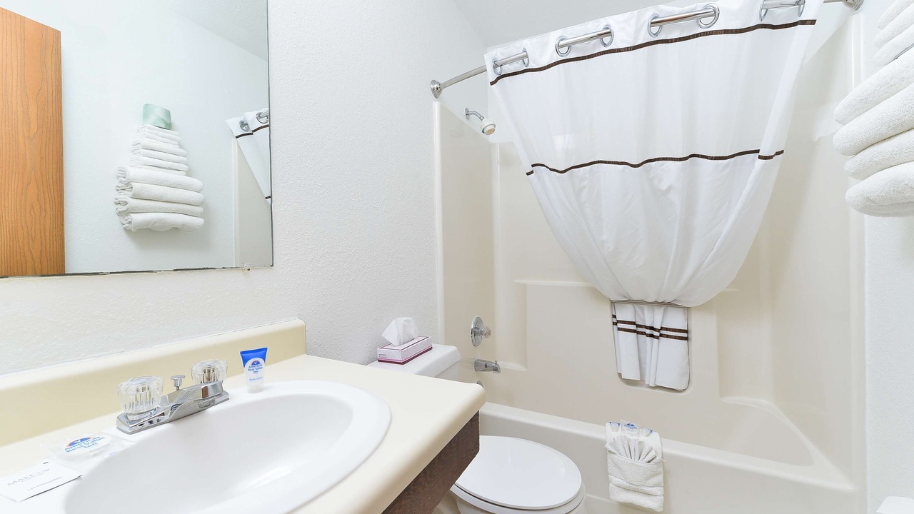 Photo of Bathroom in Northeast Entrance Badlands