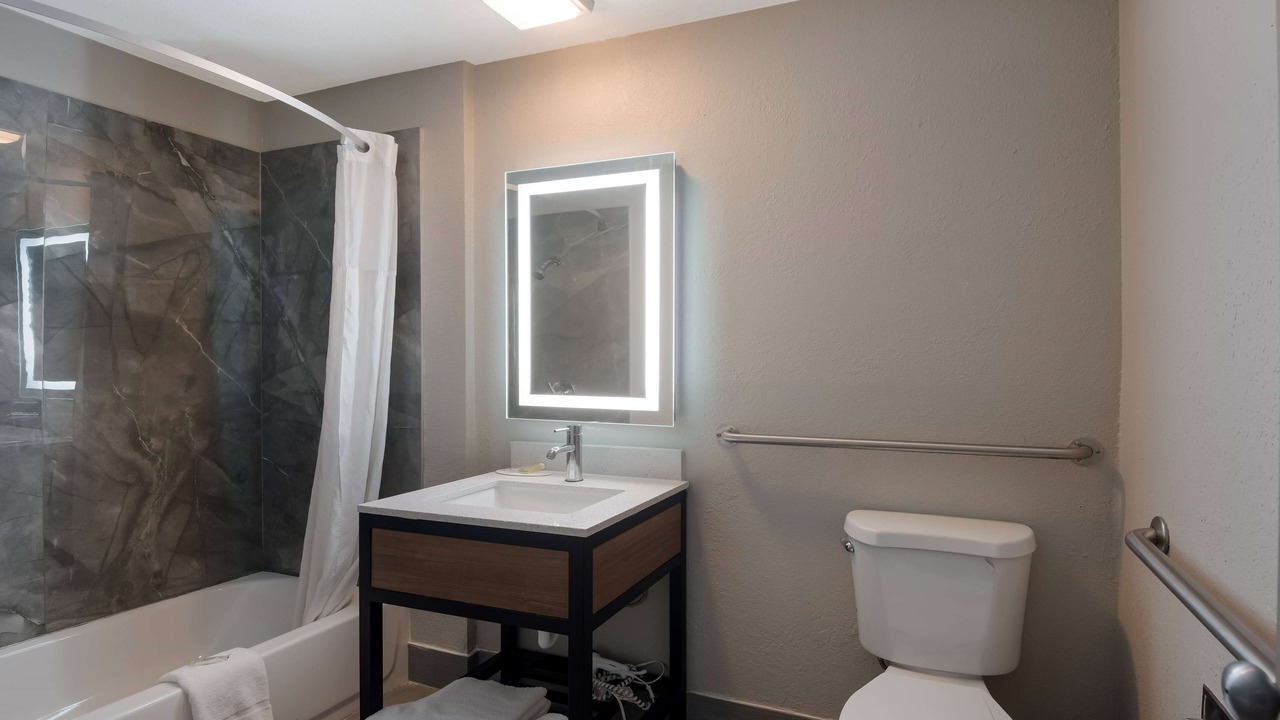 Photo of Bathroom in Ankeny