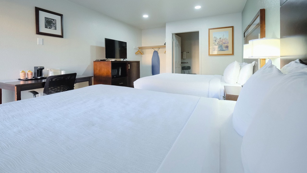 Photo of Bedroom in Holbrook
