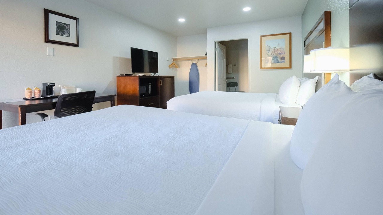 Photo of Bedroom in Holbrook