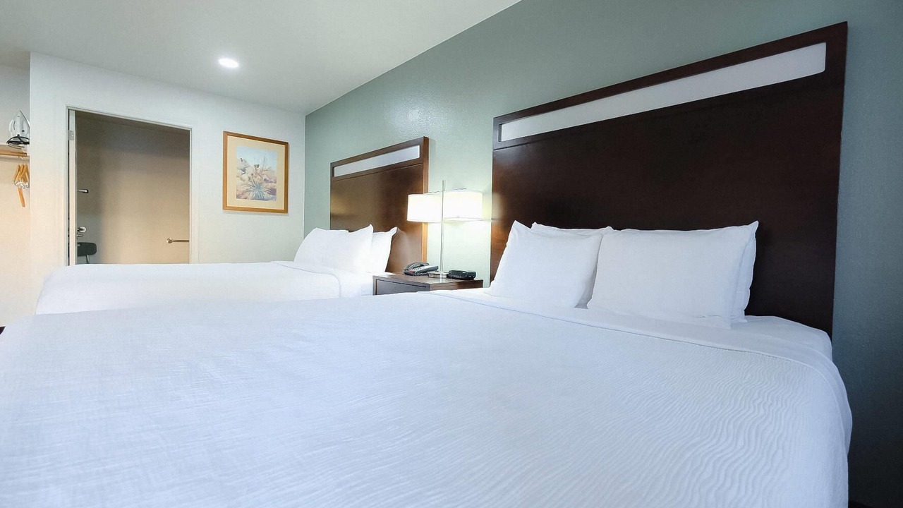 Photo of Bedroom in Holbrook