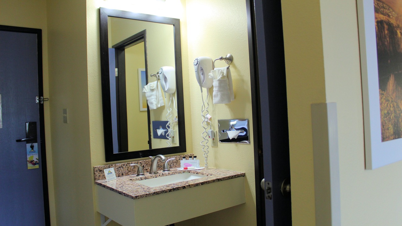 Photo of Bathroom in Gunnison