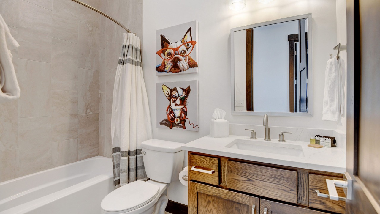 Photo of Bathroom in Grand Park