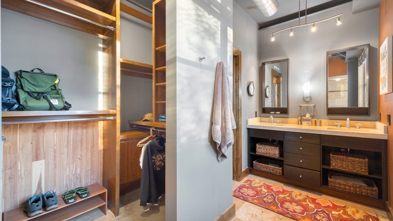 Photo of Bathroom in Old Town