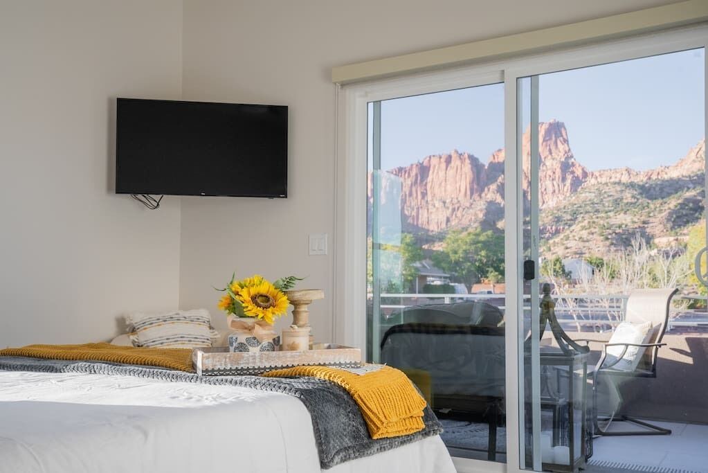 Photo of Patio Balcony in Hildale