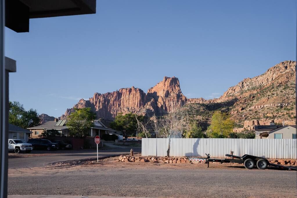 Photo of Others in Hildale