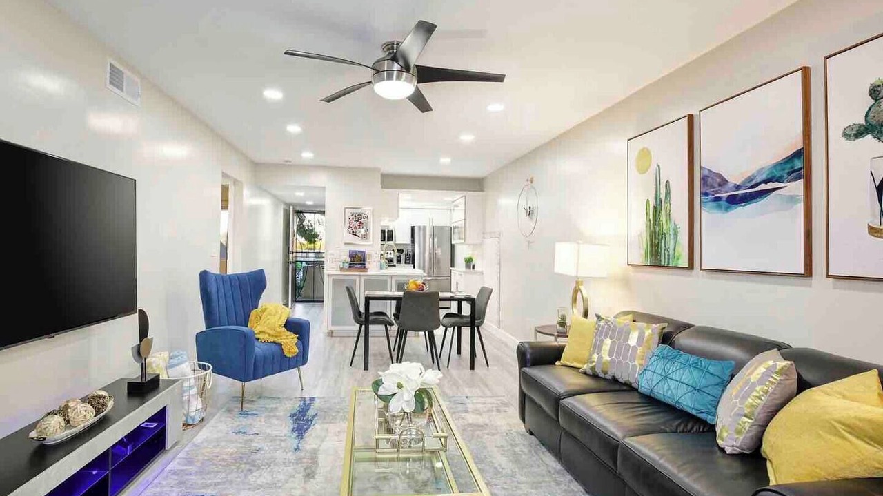 Photo of Livingroom in South Scottsdale