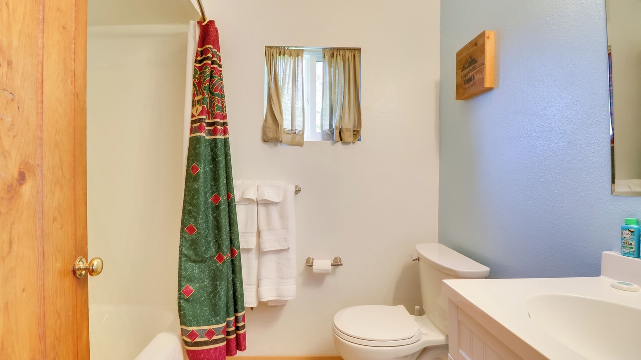Photo of Bathroom in Lakeside