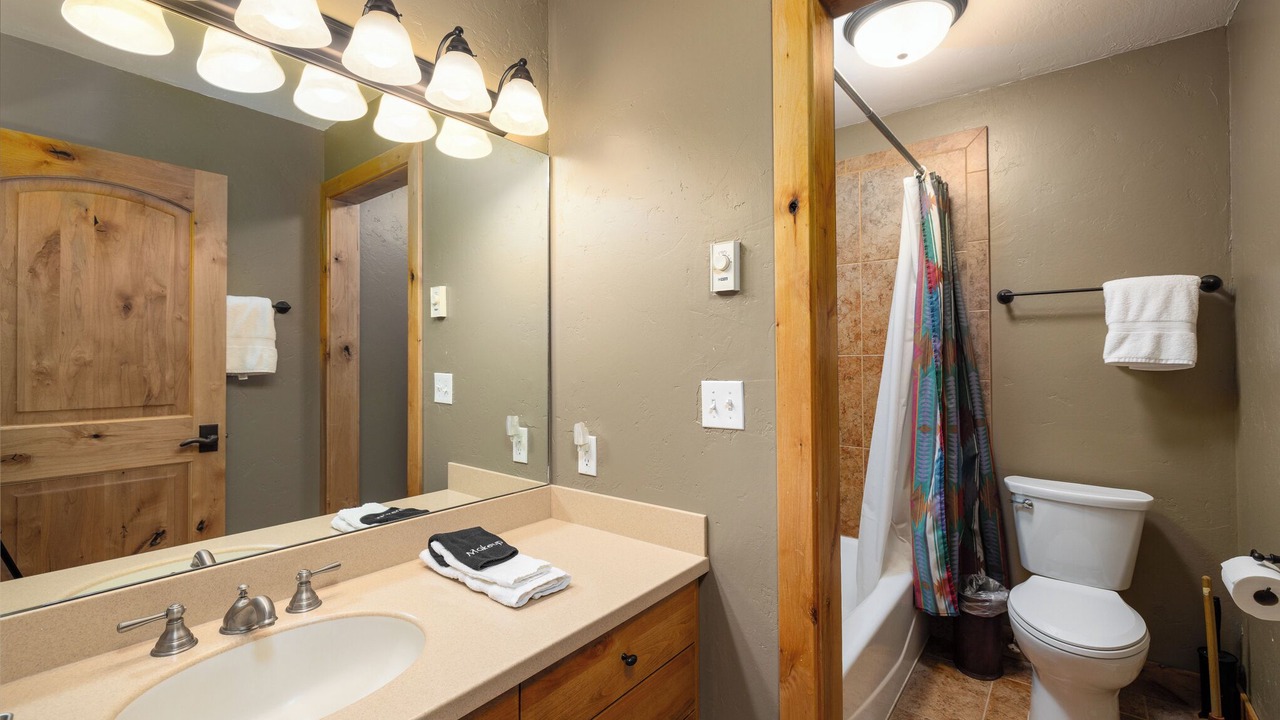 Photo of Bathroom in Big Horn