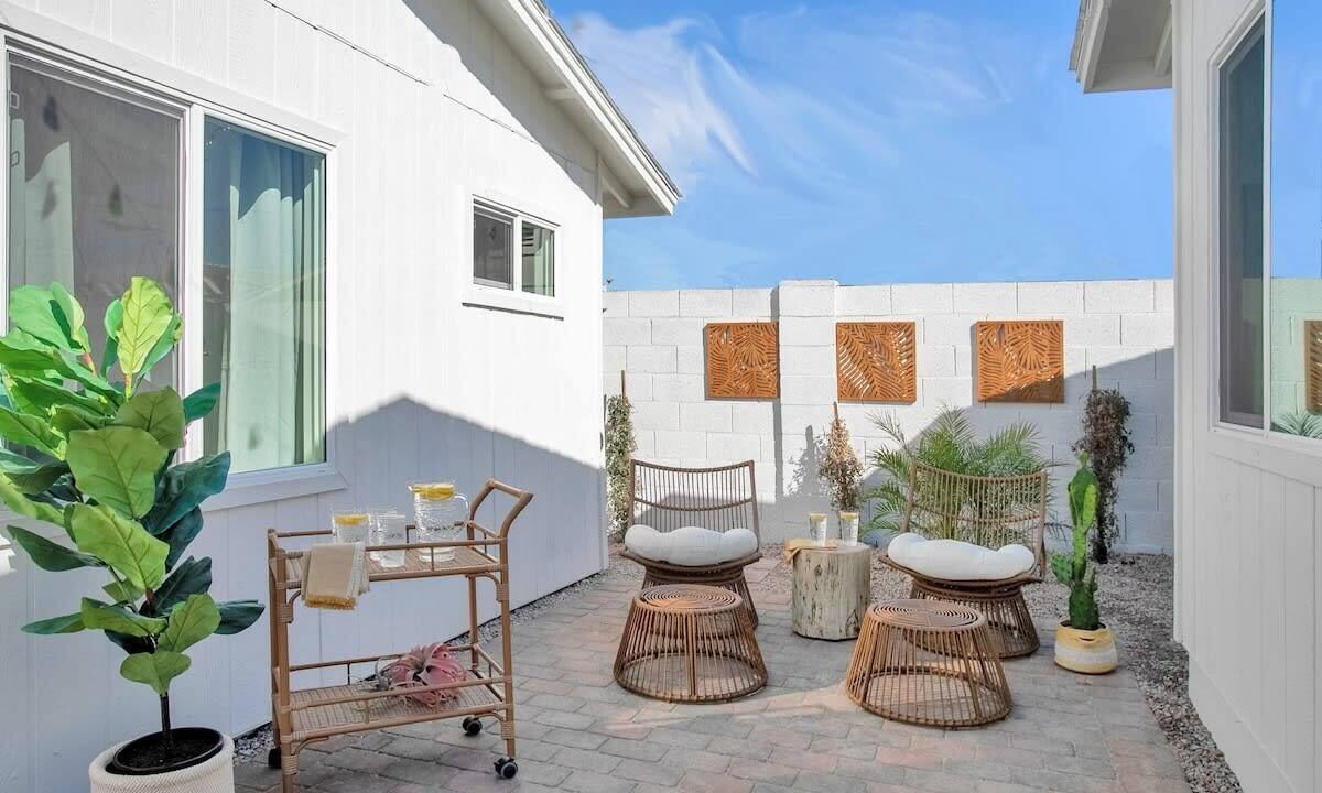 Photo of Outdoor in Melrose Village