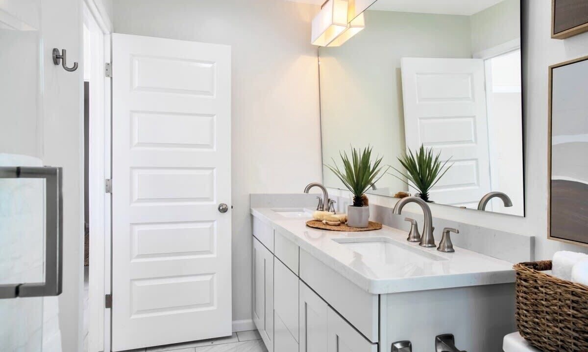 Photo of Bathroom in Melrose Village