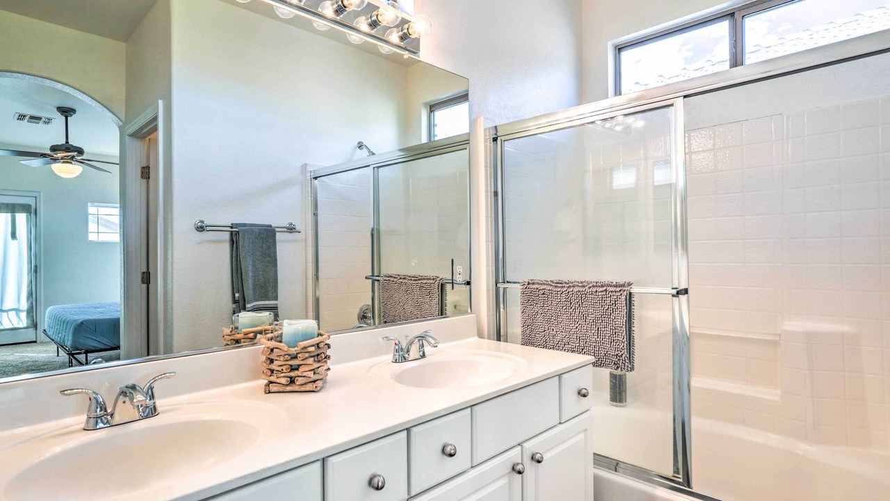 Photo of Bathroom in Tatum Ranch