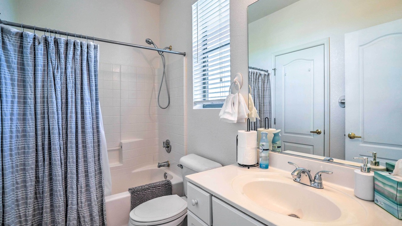 Photo of Bathroom in Tatum Ranch