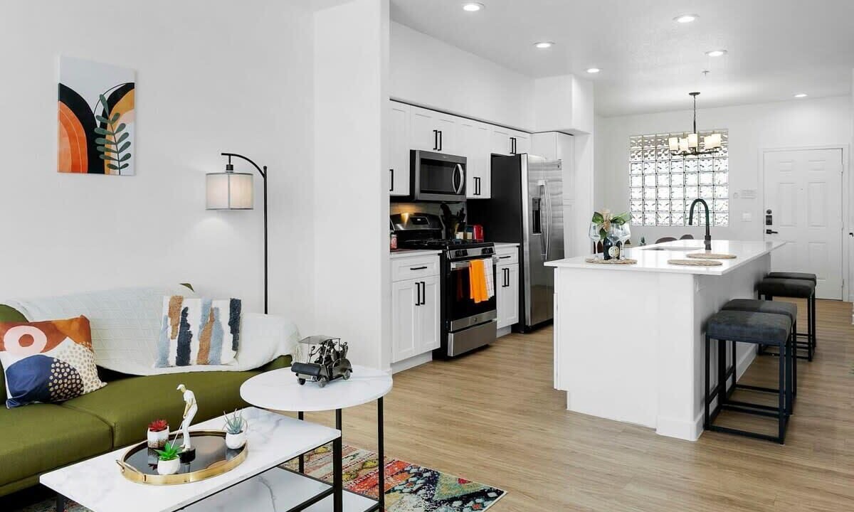 Photo of Livingroom in Glendale Sports and Entertainment District