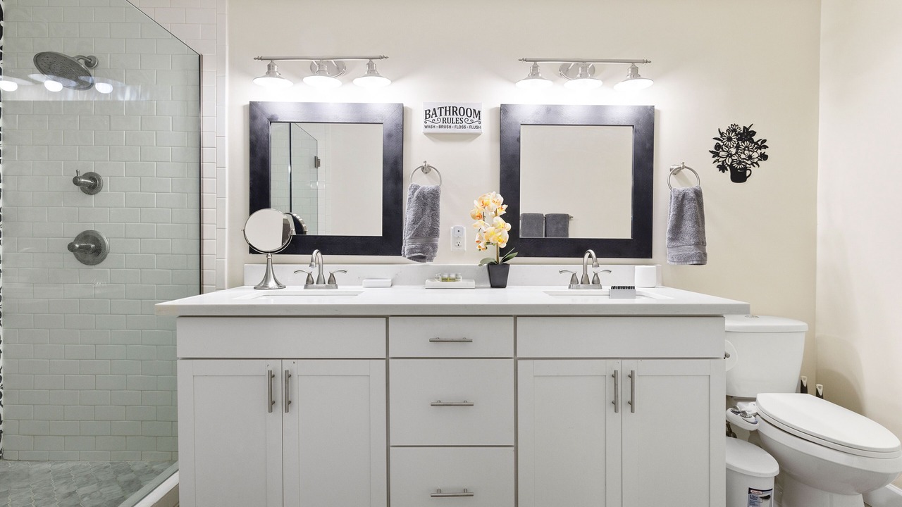 Photo of Bathroom in Cox Heights